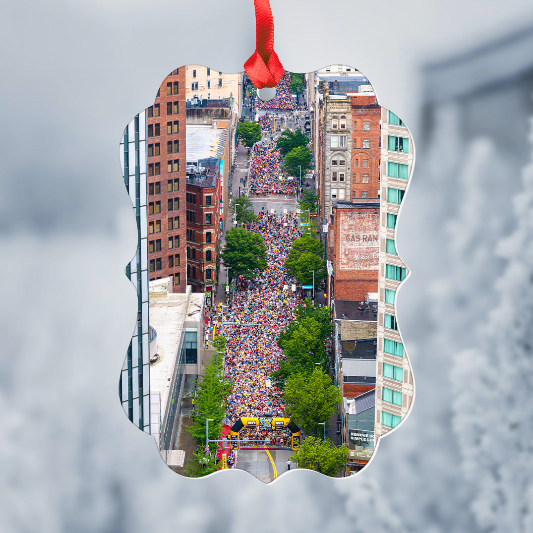 2025 Pittsburgh Marathon Christmas Ornament