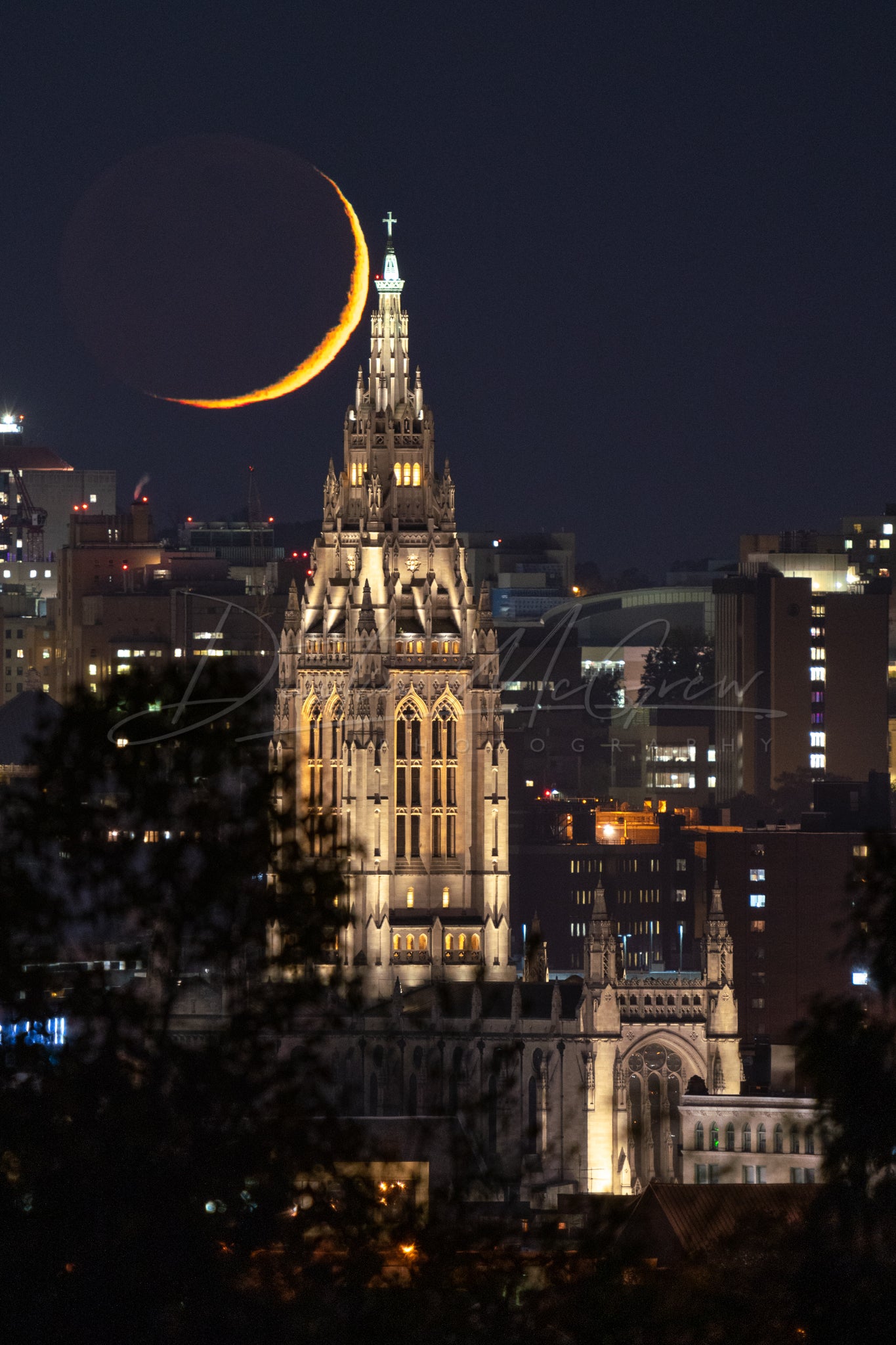 Photo of East Liberty Presbyterian Church and Crescent Moon