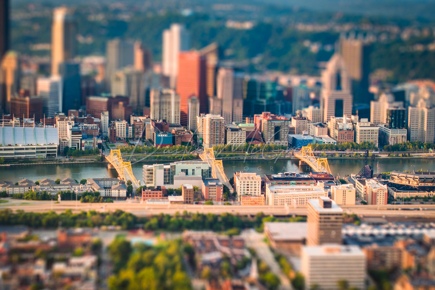 Pittsburgh's Iconic Sister Bridges