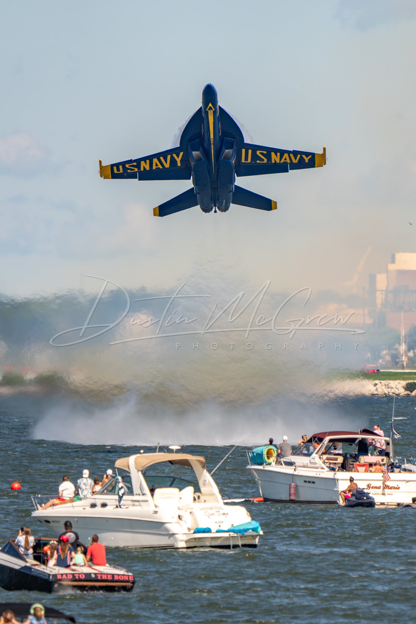 US Navy Blue Angels Takeoff at the Cleveland Airshow