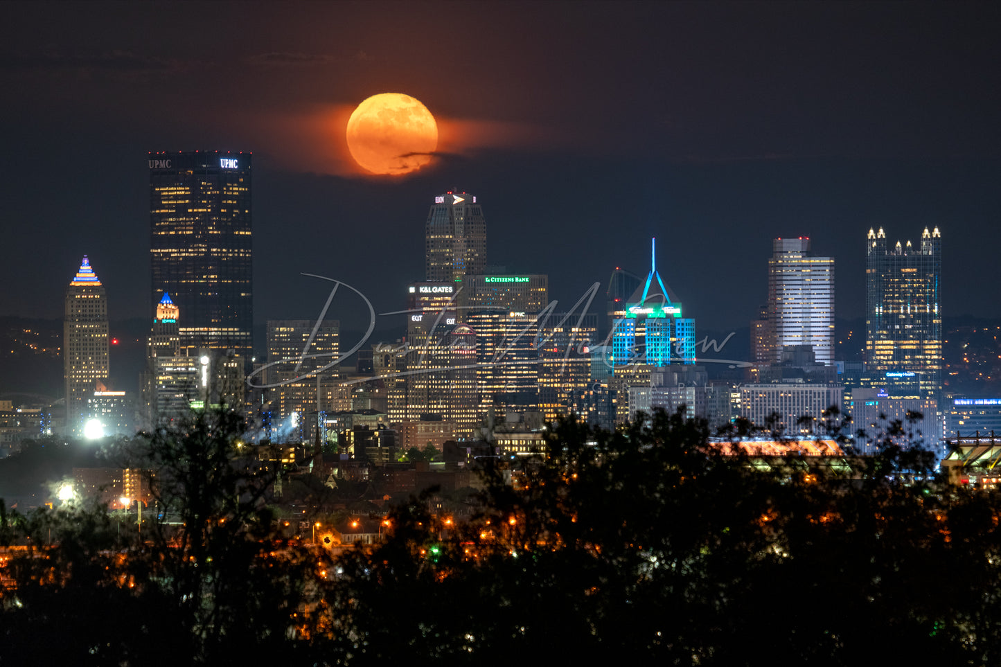 An Epic Moonrise Over the Pittsburgh Skyline