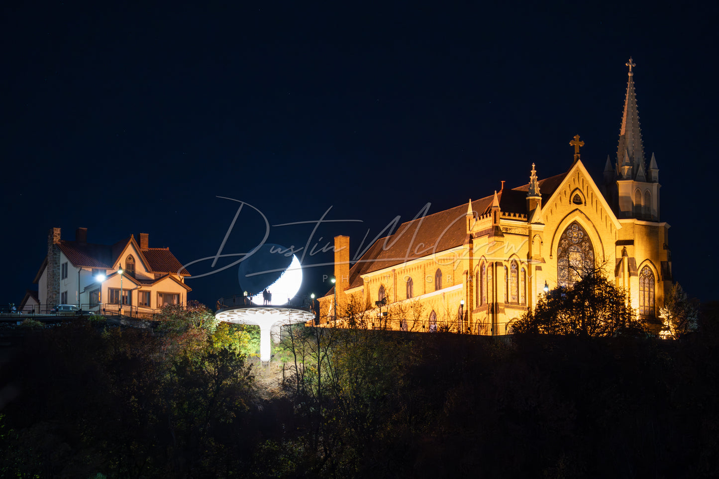 The Moon Over an Overlook on Grandview Ave