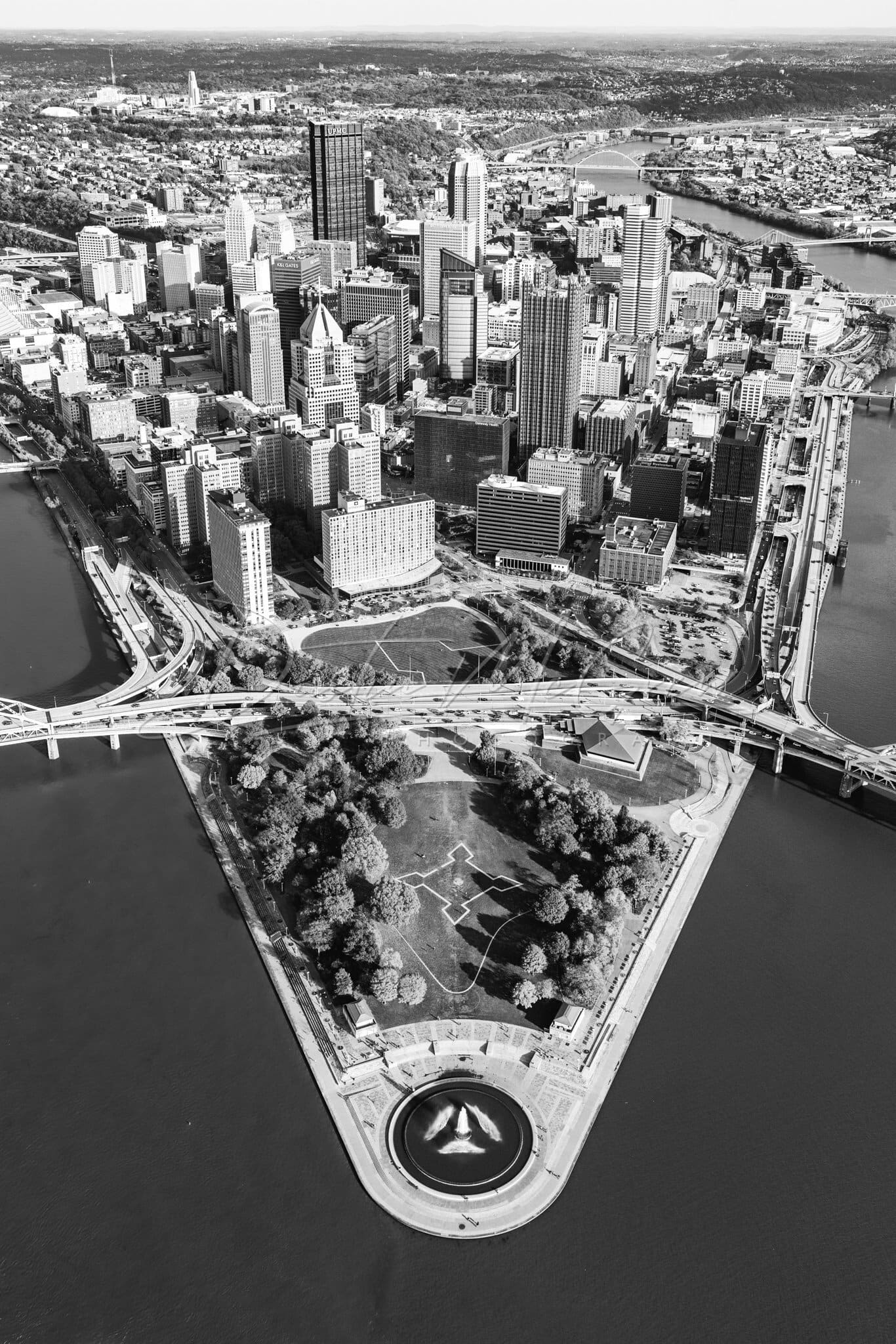 Aerial Photo Of Pittsburgh And Point State Park In Black White