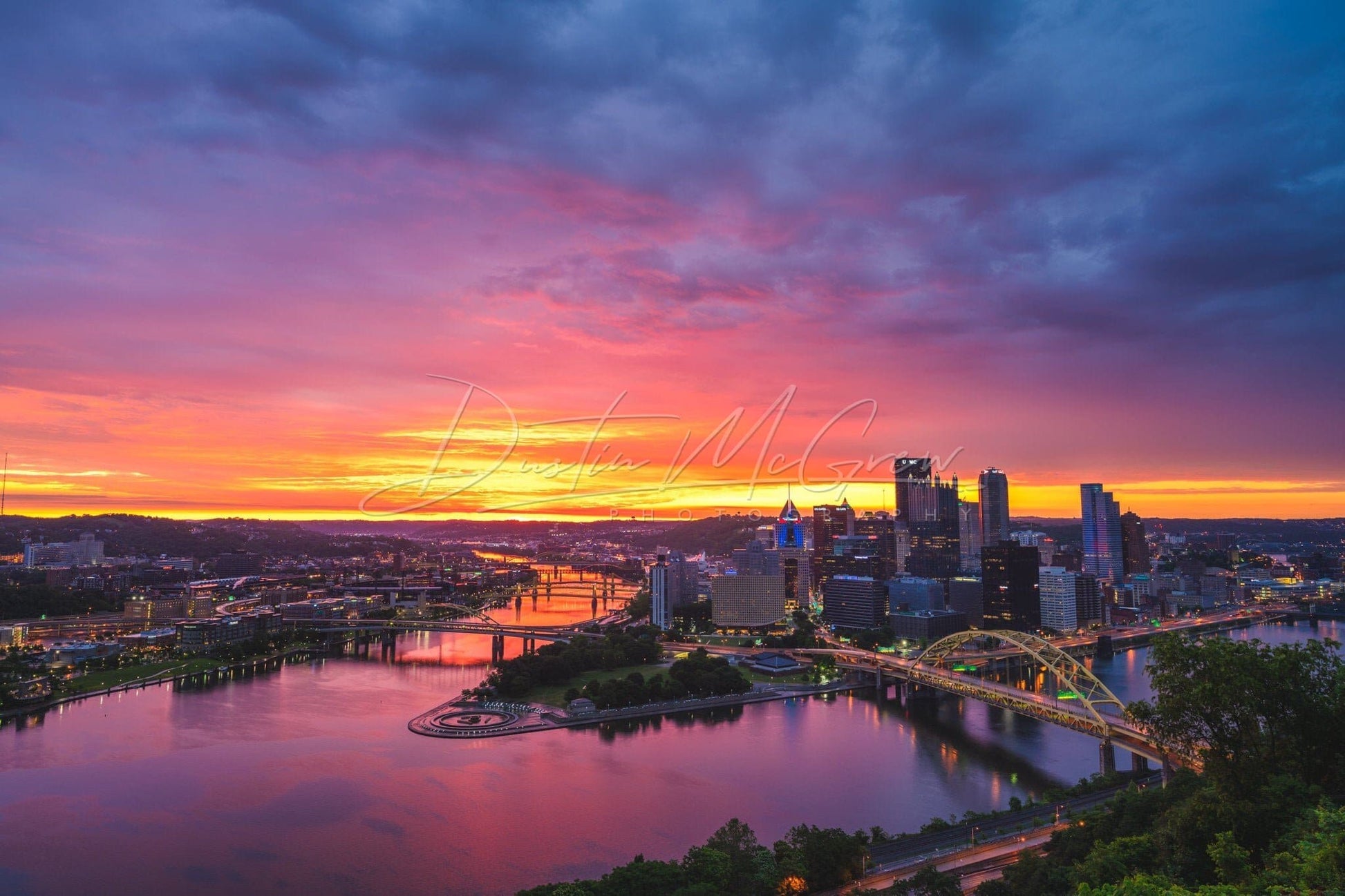 Photo Of Pittsburgh With A Beautiful Sunrise