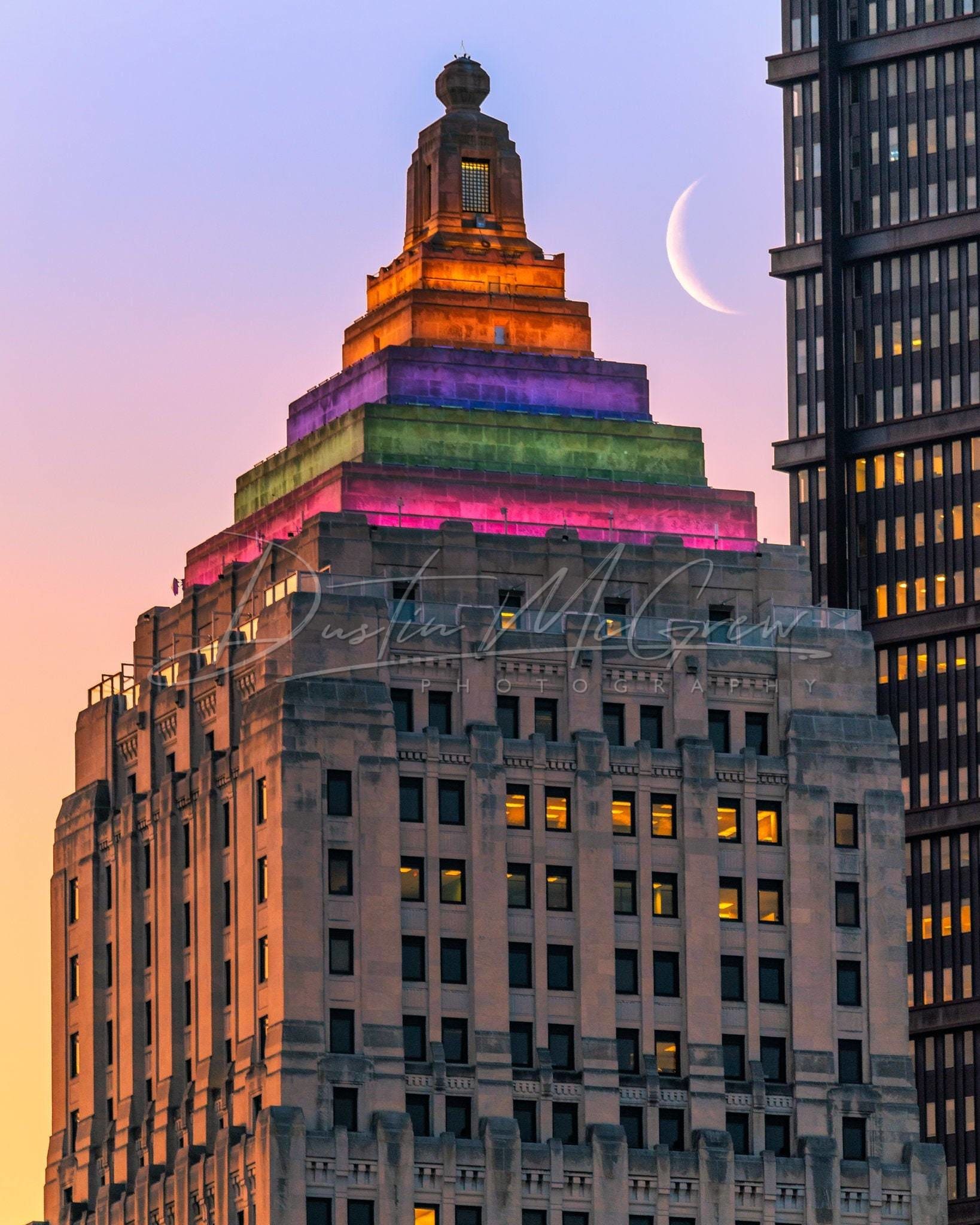 Pittsburgh Photo - The Moon And The Gulf Tower Metal Prints Photography