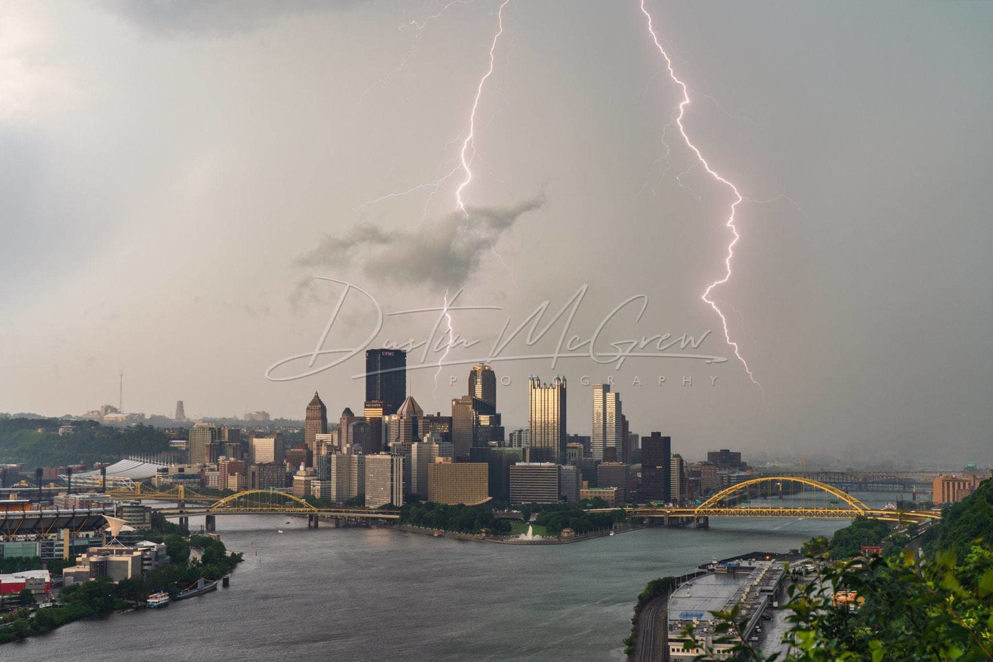 Pittsburgh Skyline Photo - Thunderstorms Over The City Metal Prints Canvas