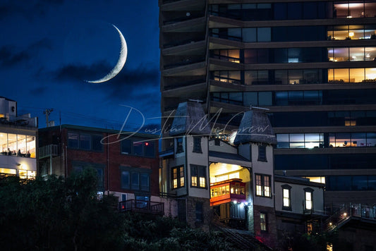 Pittsburgh Photo - The Duquesne Incline And The Crescent Moon Metal Prints Canvas